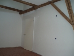 grootste slaapkamer met rad boven deur